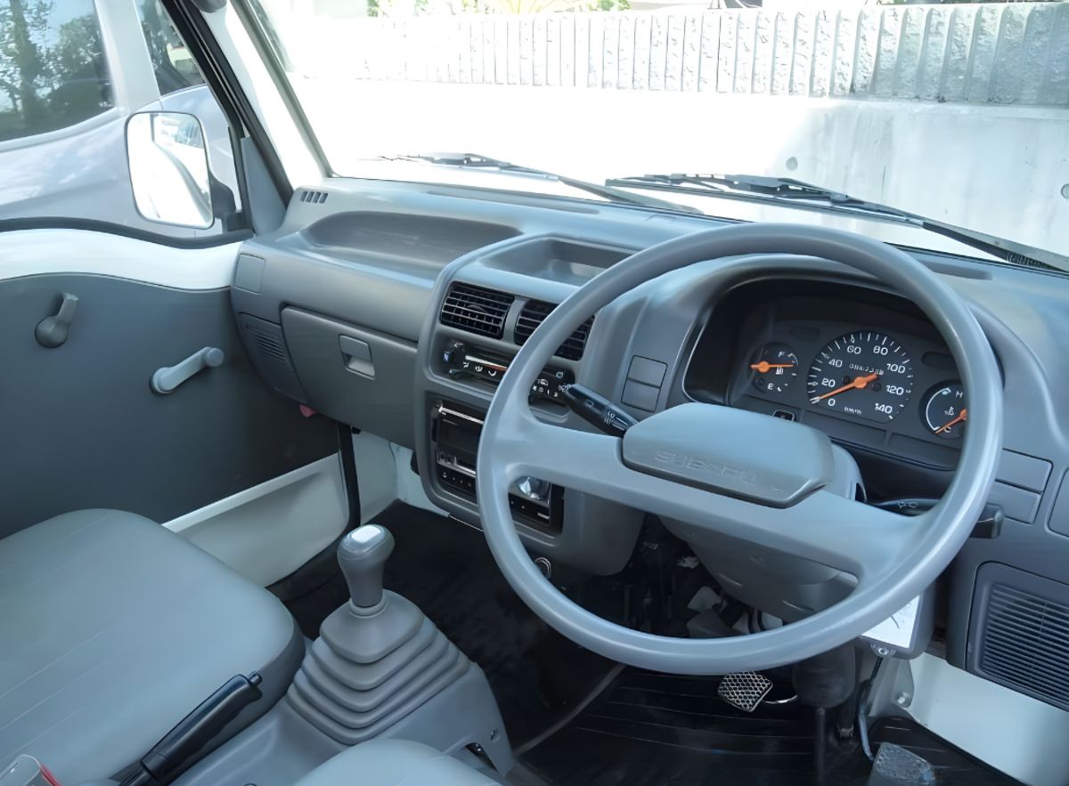 1997 Subaru Sambar Truck STD Special 2 4WD thumbnail 6